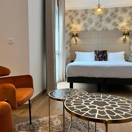 La Hotel
