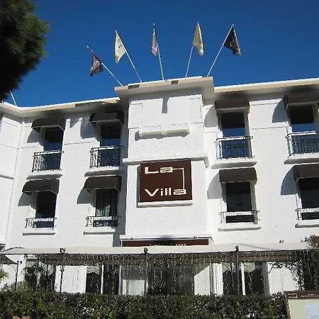 La 4*