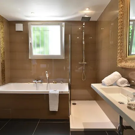 Hotel La 4*
