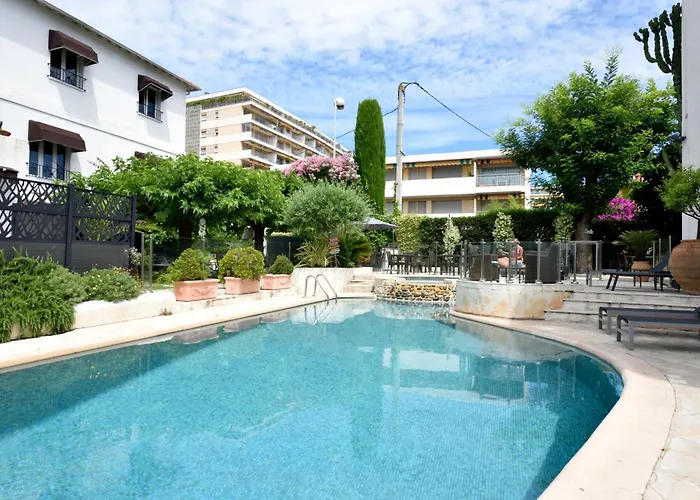 Otel La 4*