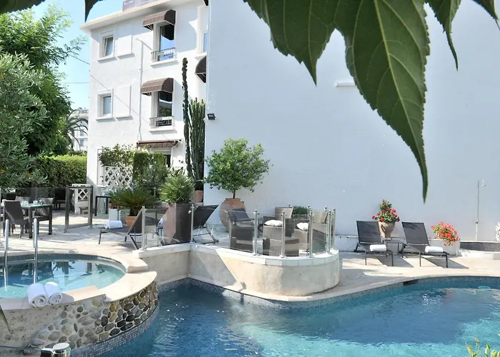La Hotel Cannes