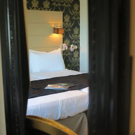 La Hotel