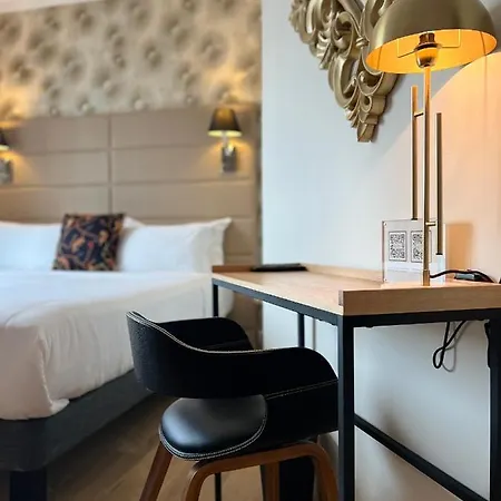 La Hotel Cannes