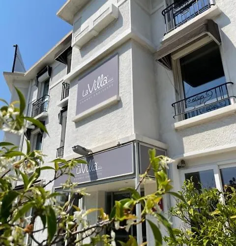 Hotel La 4*