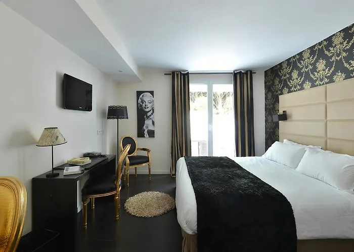 La Hotel