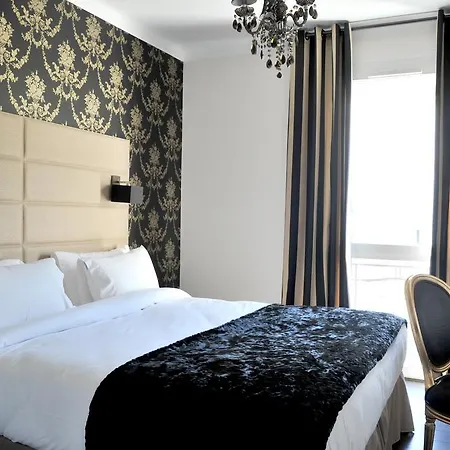 Hotel La 4*